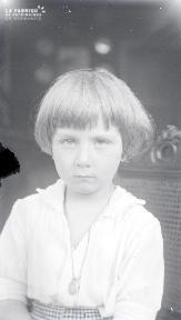 B084 Portrait d'enfant