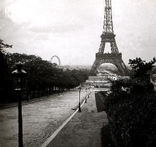 C004 La Tour Eiffel