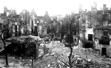 Caen, Boulevard Saint Pierre en ruines