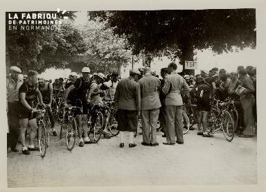 Caen, départ du Tour de France pour Rennes (prochaine étape)