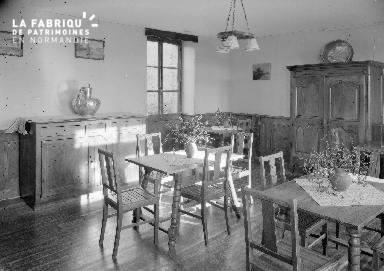 B007 Granville Manoir intérieur 2