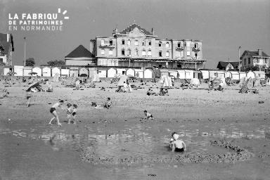 B009 Julouville plage 2