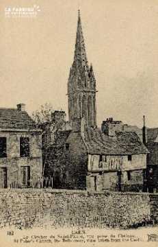cl 01 021 Caen- le clocher de St pierre-vue prise du château