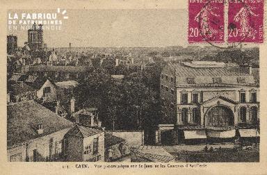 cl 01 072 Caen- vue panoramique sur St-Jean et les casernes d'Artiller