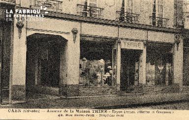 cl 03 028 Caen- Annexe de la maison Thiré- Rayon dames, fillettes et g