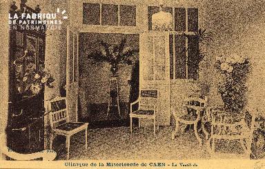 cl 03 174 Caen - clinique de la miséricorde-  le vestibule