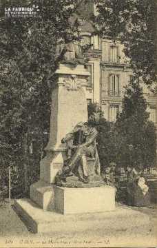 Cl 05 189 Caen- Le monument à Demolombe
