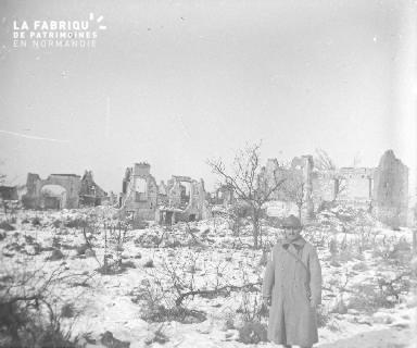 Une vue de Berry-au-Bac en arrivant près de l'église Février 1917