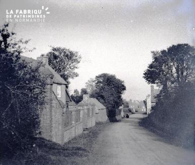 Une rue de campagne