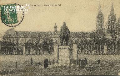 Cl 06 239 Caen-Le lycée-Statue de Louis XIV