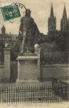 Cl 06 249 Caen-La statue de Louis XIV