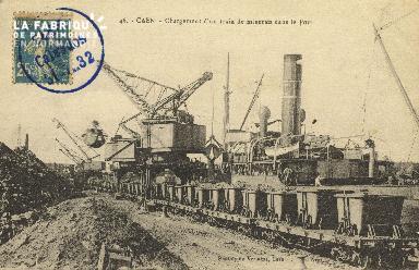 Cl 07 125 Caen - Chargement d'un train de Minerais dans le Port
