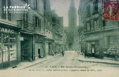 Cl 08 011 Caen rue Montoir Poissonnerie aux n°10 et 12 vieilles maison