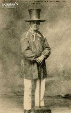Cl 08 030 Caen Costume Normand provenant de la collection de M. Castey