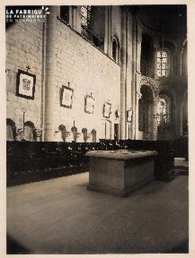 Intérieur Eglise (non identifié) - 17A