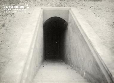 entrée souterrain place du sepulcre nov 1939