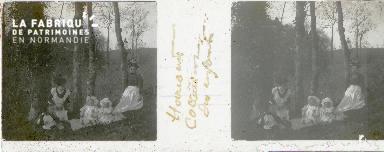 B002 Harcourt, collation des enfants