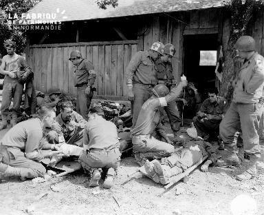 Secours apportés aux soldats blessés