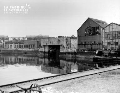 Bunker allemand sur le port de Cherbourg
