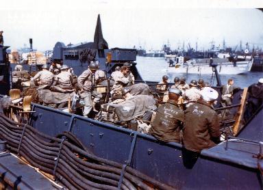 Royaume-Uni : embarquement sur les navires, préparation au Débarquement (début juin 1944)