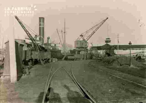 Avenue P.Berthelot.entrepot au charbon, train