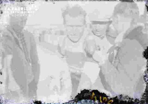 cyclisme coureur attentif, très ab