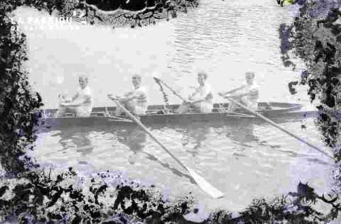 (très abimé) Canoé-kayak.Groupe