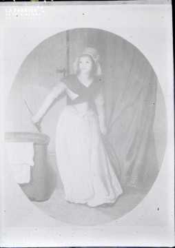 Charlotte Corday-avec son  couteau