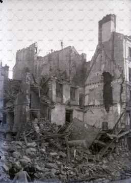Caen en ruines, 75-77 rue Saint-Pierre