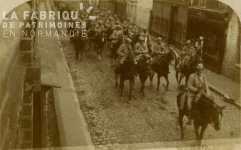 Retraite de la Marne : cavalerie française, Saint-Just-des-Marais près de Beauvais (60)