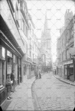 Caen, rue Froide
