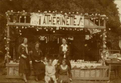 Kermesse, comptoir "aux catherinettes"