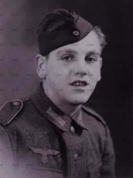 Portrait d'un jeune soldat allemand