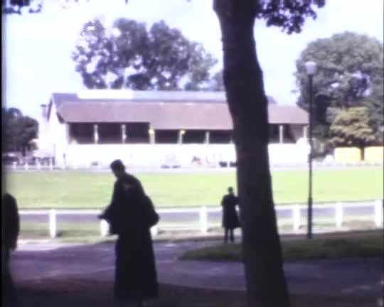 1963, Caen